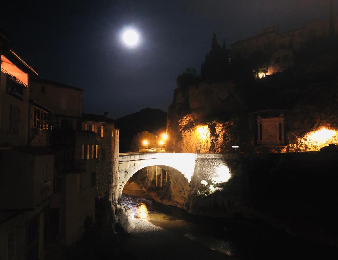 La Maison Du Pont Romain ヴェゾン・ラ・ロメーヌ エクステリア 写真
